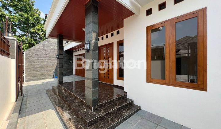 RUMAH BARU MEWAH MODERN TENGAH KOTA DEKAT MANAHAN 1