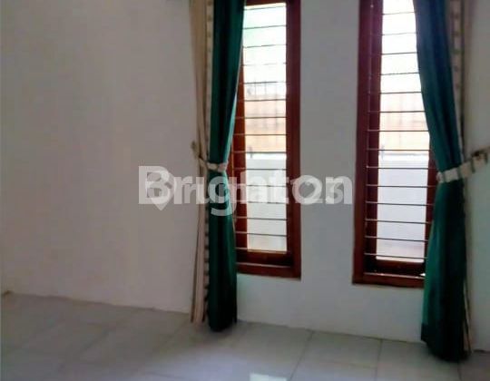 RUMAH HOOK SIAP HUNI DEKAT STADION MANAHAN 2