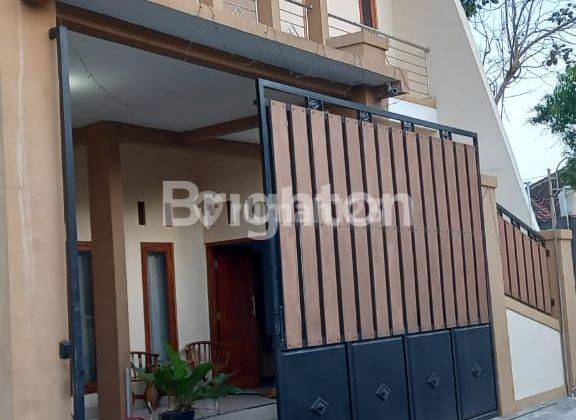 RUMAH SIAP HUNI DEPAN ALUN2 KARANGANYAR