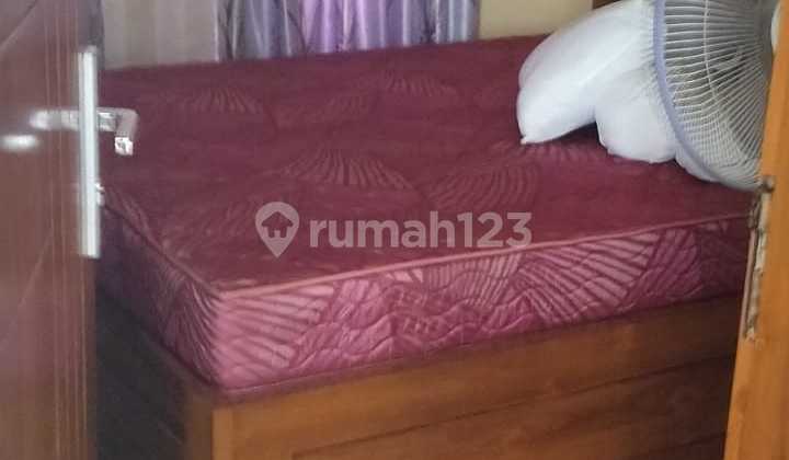 Ready-to-Occupy House Near the Airport