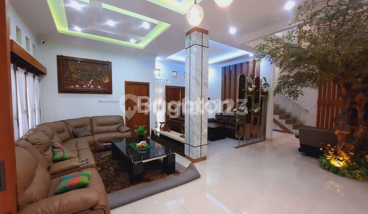 RUMAH MEWAH MODERN KOLAM RENANG LUAS DEPAN BANDARA 2