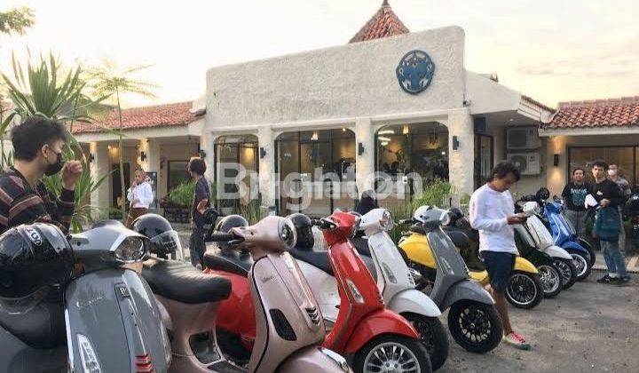 CAFE TENGAH KOTA PARKIRAN LUASSS 1