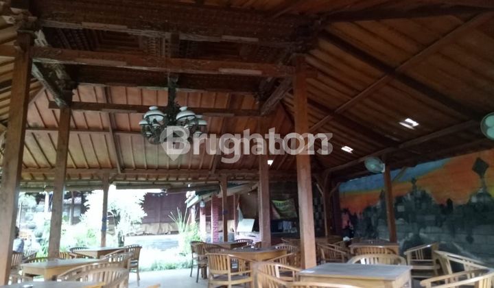 TEMPAT USAHA DAN RUMAH TINGGAL MANAHAN