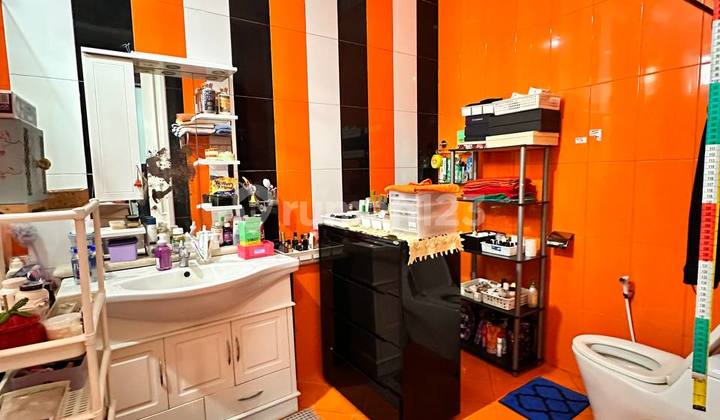 Rumah Mewah 3 Lantai Dijual di Cipinang Jakarta Timur - Jalan Lebar, Bebas Banjir & Dekat Tol Rumah Mewah 3 Lantai Dijual di Cipinang Jakarta Timur - Jalan Lebar, Bebas Banjir & Dekat Tol