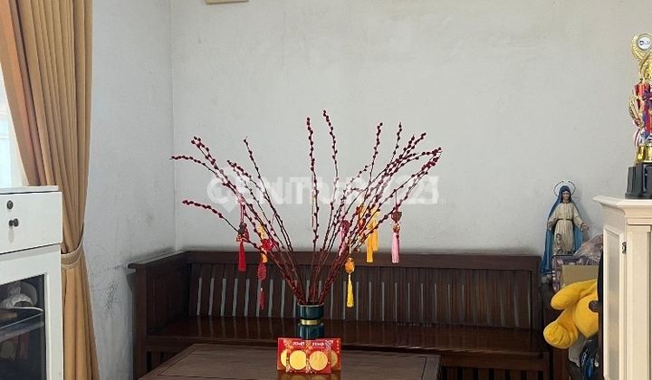 Rumah Terawat Di Gading Kirana Timur 2