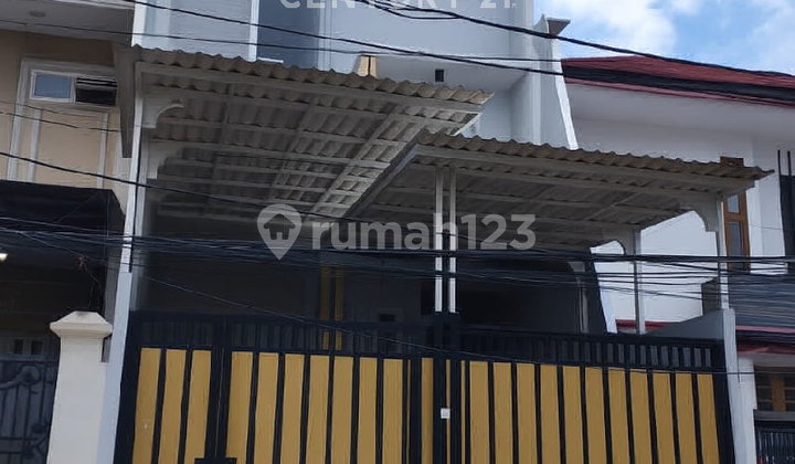 3-Story House in a Strategic Location at Summagung - Kelapa Gading