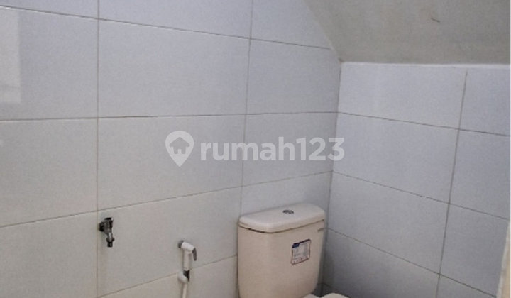 Rumah 2 Lantai di Jalan Orange Komplek Walikota - Kelapa Gading 2