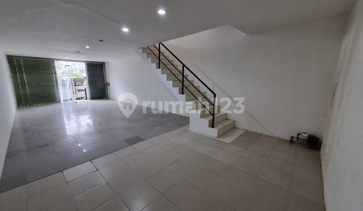 Ruko Sunter 3 Lantai Cocok Untuk Kantor Posisi Depan Jalan Raya