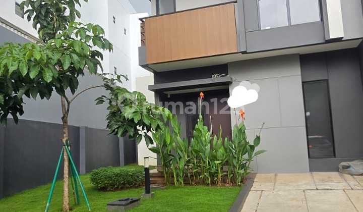 For Rent 2-Story House in Summarecon Crown Gading, Bekasi For Rent 2-Story House in Summarecon Crown Gading, Bekasi