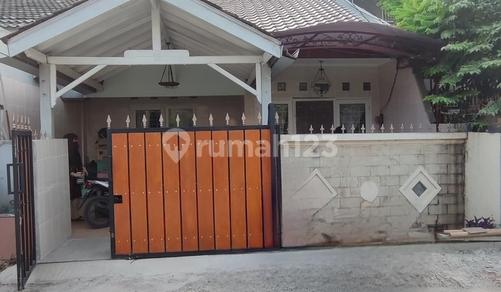 Dijual Rumah 1 1/2 Lantai Di Boulevard Harapan Indah
