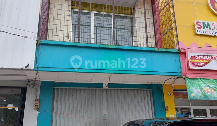 For Rent 2.5 Story Shop House on Green Boulevard, Harapan Indah.