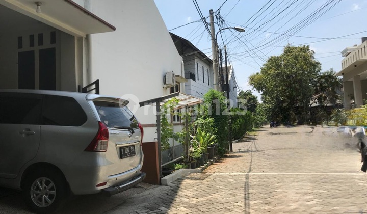 For Sale Cheap Cikas Garden House Bekasi Good Ready to Live Corner Position