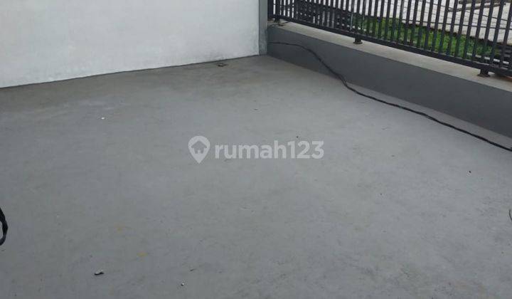 Di Jual Rumah Baru 2 Lt Siap Huni Lokasi Surabaya Selatan di Jemur Andayani 2