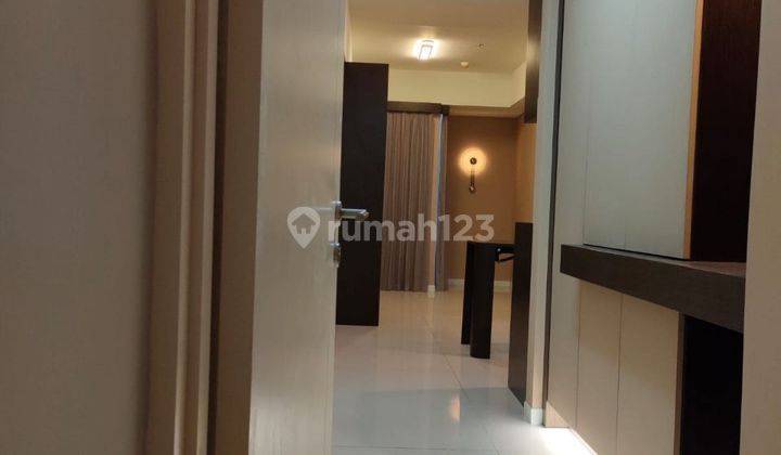 Disewakan Apartemen Belleview 2 BR Manyar Kertoarjo 2