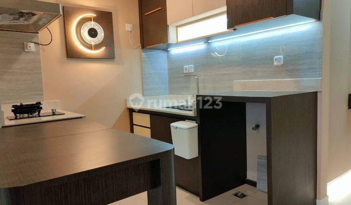 Disewakan Apartemen Belleview 2 BR Manyar Kertoarjo 1