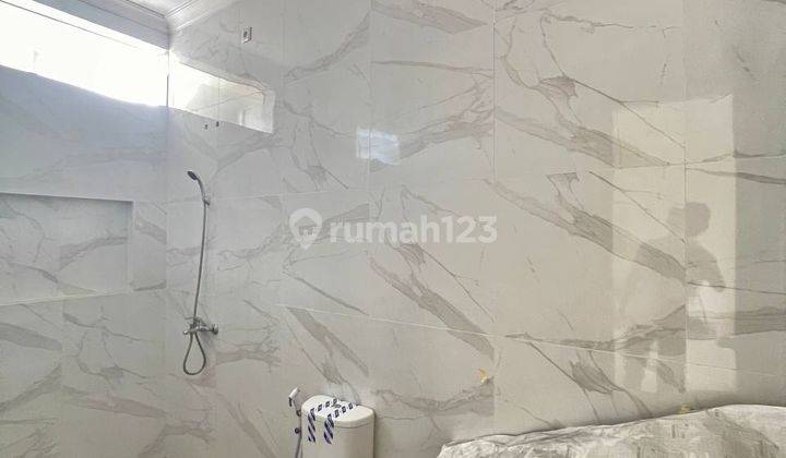 Dijual 2 unit Rumah modern hoek di Sutorejo Prima  2