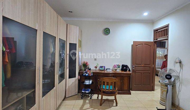 Rumah asri 1.5 lantai di Palem semi karawaci tangerang  2