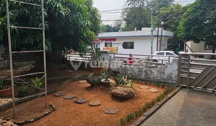 Jual Rumah Besar Di Komplek Islami Lokasi Prime Jalan Boulevard Posisi Hoek SHM 2