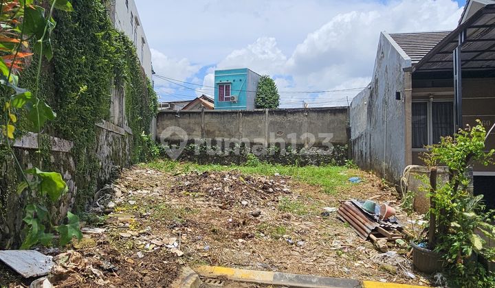 Corner Plot Position Strategically Located in Palem Semi Karawaci Near Toll Access