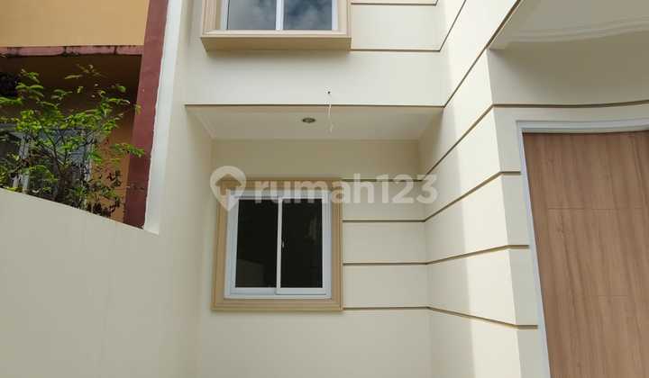 Dijual Rumah Bangunan Baru 2 Lantai di Gading Serpong Sektor 7 A 2