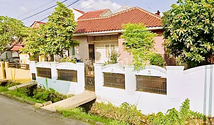 Dijual Cepat Bu Harga Murah Rumah Lt 266 M2 Posisi Hoek di Villa Melati Mas Blok I 2