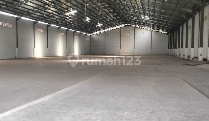 Operational Ready Warehouse in Ngaliyan Industrial Zone, Semarang, Area 3350m2