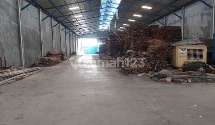 Super Strategic Industrial Warehouse in Klaten Area 3269m2