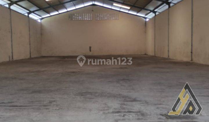 Disewakan Gudang Zona Industri 1000m2 Lokasi Ngaliyan,semarang  2