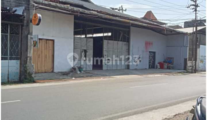 Strategic Industrial Warehouse Location Pasar Kliwon, Solo Area 890m2 Strategic Industrial Warehouse Location Pasar Kliwon, Solo Area 890m2