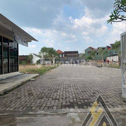 Dijual Hunian Strategis Eropa di Pusat Kota Karanganyar Luas 110m2 2