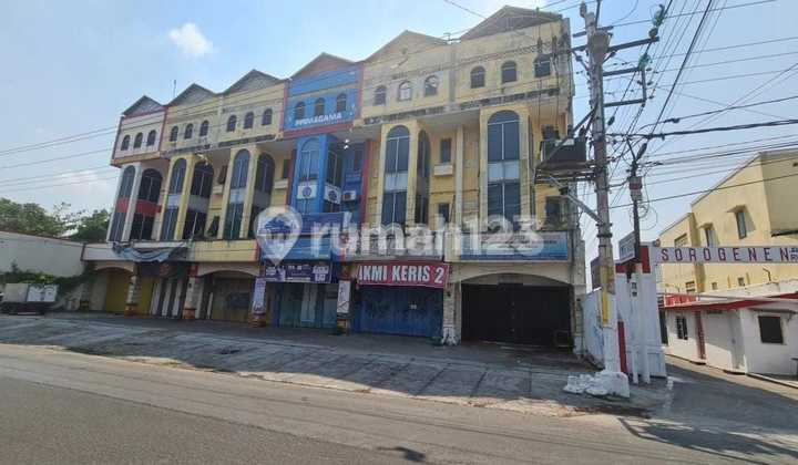 4-Storey Shophouse in Strategic Location, Jebres, Surakarta, Area 105M2 2