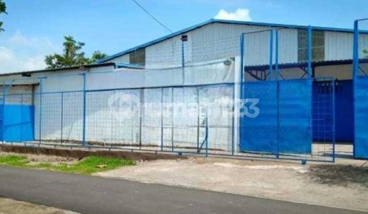 Warehouse Yellow Zone Location Jaten, Karanganyar Area 654M2