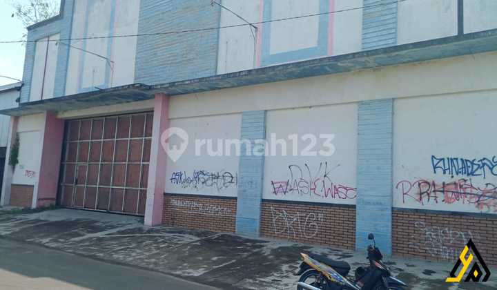 Strategic Industrial Zone Warehouse in Ngrampal, Sragen Area 3300m2