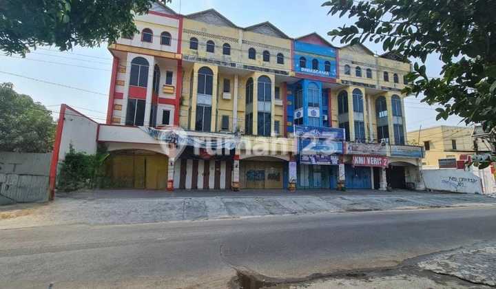Ruko 4 Lantai Lokasi Strategis Jebres, Surakarta Luas 105M2