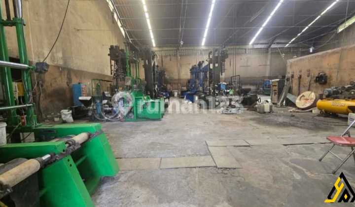 Ex-Plastic Factory Warehouse Location Jebres, Solo Area 2023m2 Ex-Plastic Factory Warehouse Location Jebres, Solo Area 2023m2