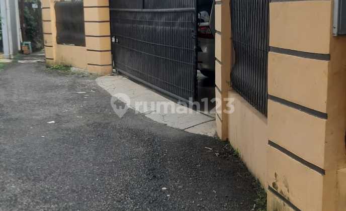 Dijual Cepat. murah, Luas Strategis, Cocok Untuk Kos di Legoso Raya, Pisangan Ciputat Dijual Cepat. murah, Luas Strategis, Cocok Untuk Kos di Legoso Raya, Pisangan Ciputat