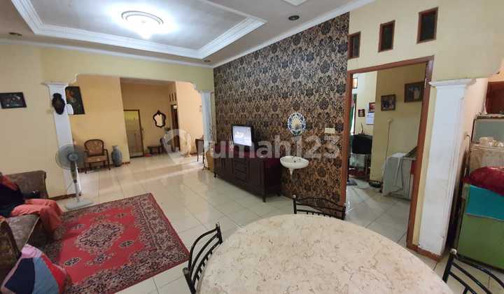 Rumah Dijual Bagus Strategis Murah di Anggrek Loka Graha Raya Bintaro