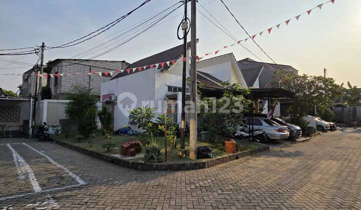 Rumah Dijual Hook Strategis Murah dalam Cluster di Jalan Raya Japos Jurang mangu Bintaro