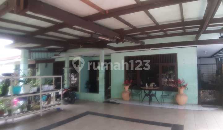 Dijual Cepat. murah, Luas Strategis, Cocok Untuk Kos di Legoso Raya, Pisangan Ciputat 2