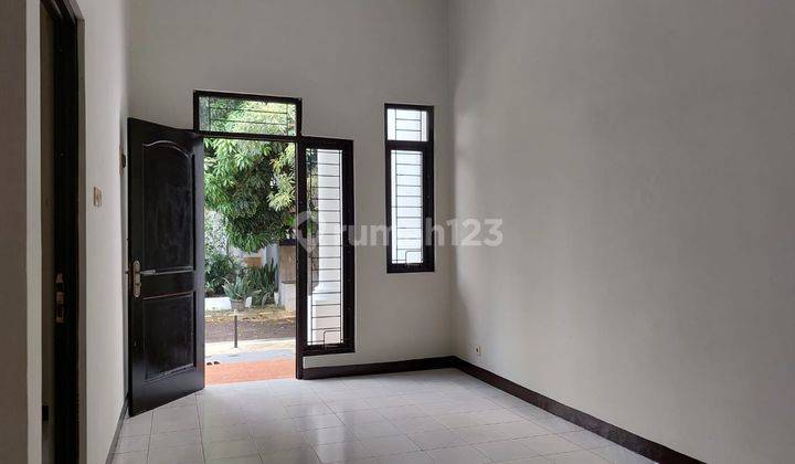 Dijual Cepat Rumah Murah Strategis di Taman Crista Jalan Elang Bintaro Sektor 9 2