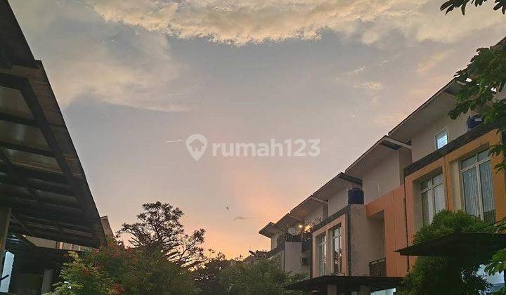 Rumah Dijual Bagus Cantik Murah Strategis di Dekat Tip Top Ciputat 2