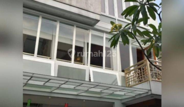 Dijual Rumah Bagus Ada Kolam Renang Murah di Taman Radio Dalam Jakarta Selatan 1