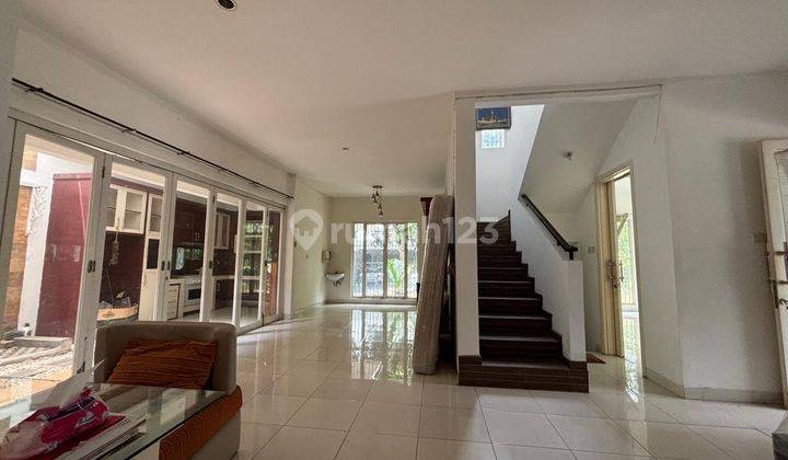 Dijual Rumah Dijual Strategis di Emerald Bintaro Jaya Sektor 9 2