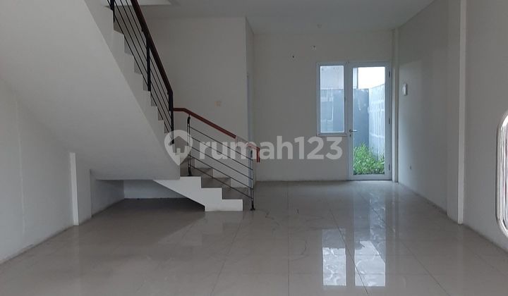 2-story shop house in BizPoint at Tiga Raksa BizPoint 2