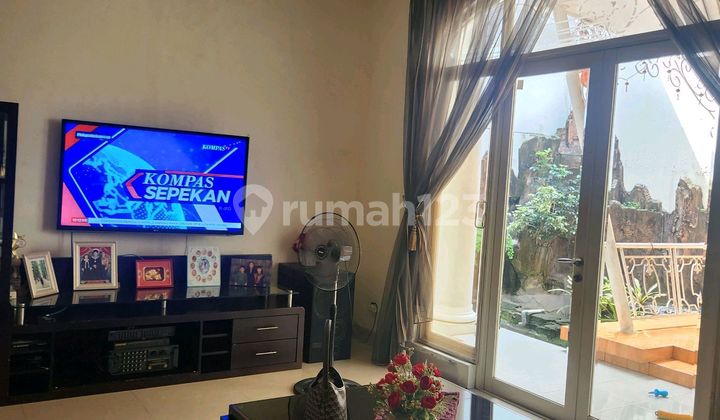 The Beautiful Houses 2