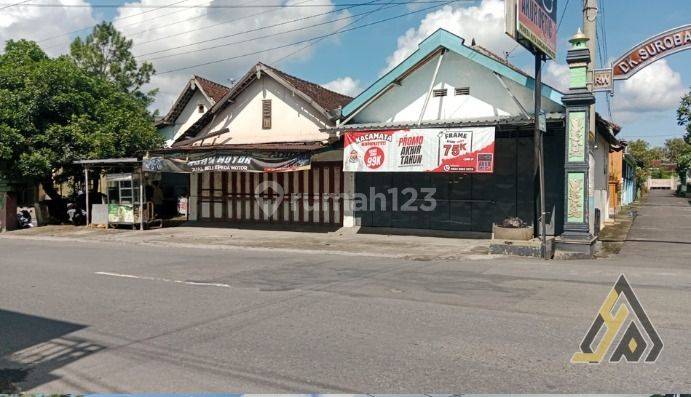 Dijual Ruko 3 Muka Pinggir Jalan Raya Jatinom Klaten,650m2,bu  2