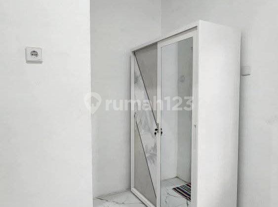 Exclusive Women's Boarding House, Strategic Location in Laweyan, Solo, Area 210M2 2