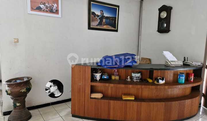 House and Active Building Store Super Strategic Location Yogyakarta Area 1151M² 2