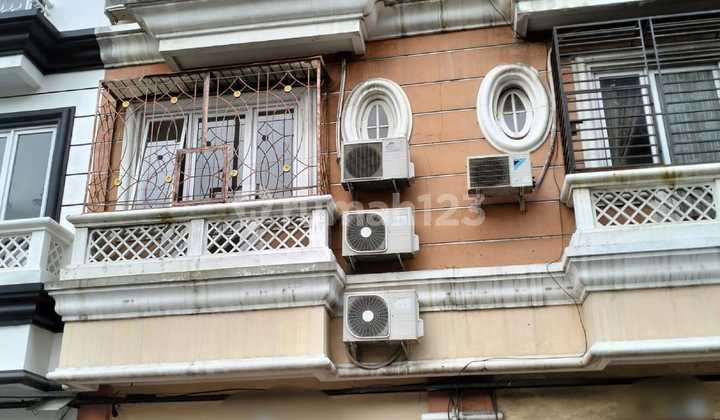 Rukan Malibu City Resort, Cengkareng Jakarta Barat