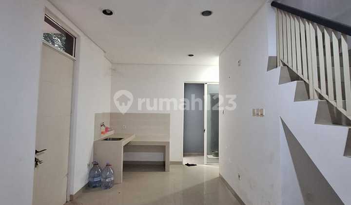 Beautiful Catamaran House 1, PIK North Jakarta Beautiful Catamaran House 1, PIK North Jakarta